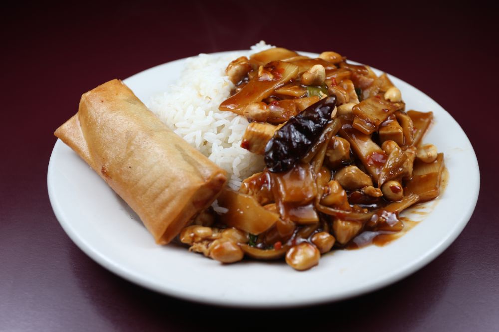 b1. kung pao chicken, meatless spring egg roll, boiled white rice <img title='Spicy & Hot' align='absmiddle' src='/css/spicy.png' />